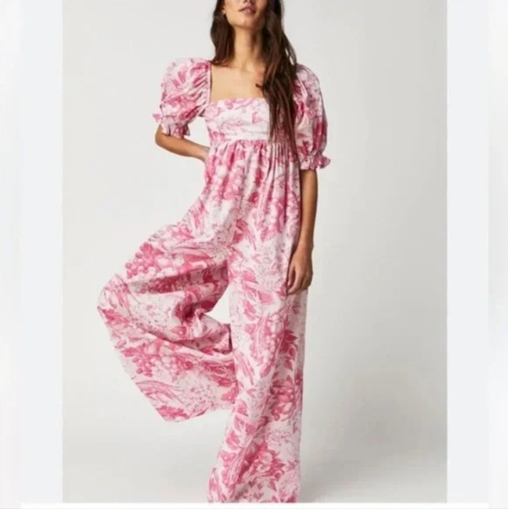 Selkie Pink Floral Jumpsuit NWT
